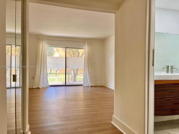 Kendall Heights, 13700 SW 62nd St #127, Kendale Lakes, Florida 33183, image 3