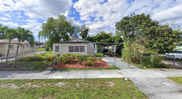 Hyde Park, 4330 SW 28th St, West Park, Florida 33023, image 1
