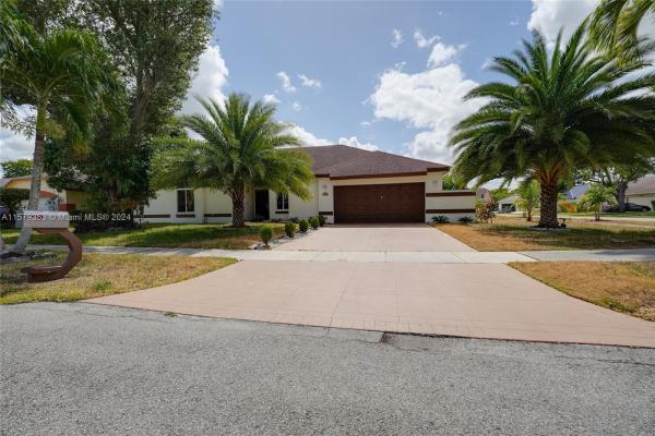 Boulevard Woods East, 5285 NW 74th Ter, Lauderhill, Florida 33319, image 1
