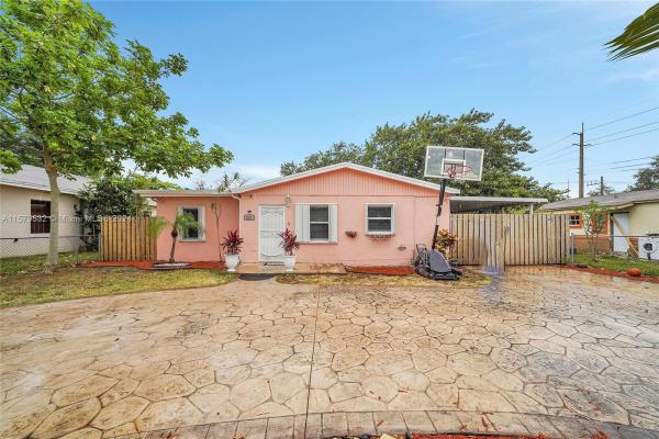 Hyde Park, 3912 SW 28th St, West Park, Florida 33023, image 1