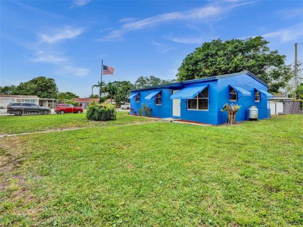 Boulevard Heights, 500 N 68th Ter, Hollywood, Florida 33024, image 2
