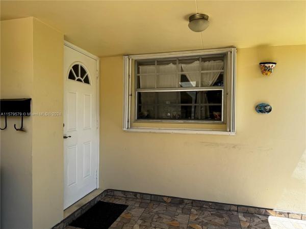 Green Hills Park West, 11293 SW 172nd St #I1844A, West Perrine, Florida 33157, image 2