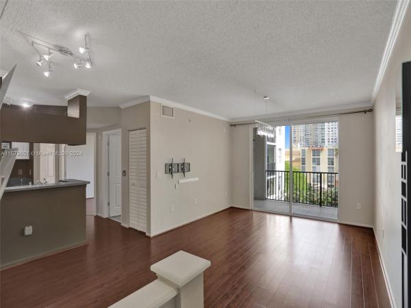 Porto Bellagio, 17145 N Bay Rd #4401, Sunny Isles Beach, Florida 33160, image 1