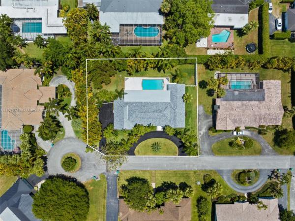 Regal Park Estates, 12075 SW 70th Ct, Pinecrest, Florida 33156, image 1