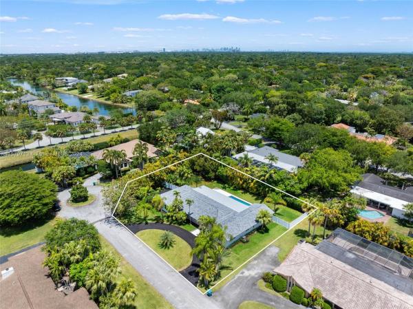 Regal Park Estates, 12075 SW 70th Ct, Pinecrest, Florida 33156, image 2