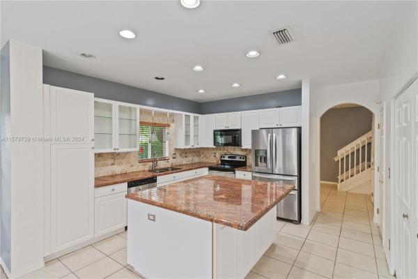 Carriage Homes At Bentley Park, 2930 NW 33rd Way #2930, Lauderdale Lakes, Florida 33311, image 1