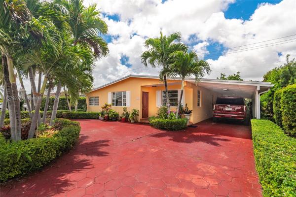 Lisa Manor, 950 W 37th St, Hialeah, Florida 33012, image 2