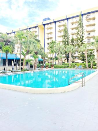 Yolanda Villas, 4550 NW 9th St #509E, Miami, Florida 33126, image 1