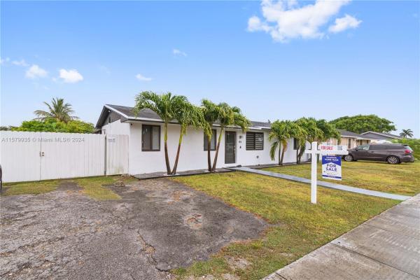 Avocado Villas, 155 SW 17th Ave, Homestead, Florida 33030, image 3