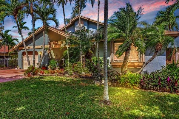 Lake Marks At Westwind, 6900 SW 148th Ct, Kendall West, Florida 33193, image 1