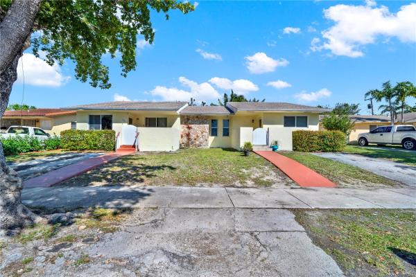 Saga View, 9241 SW 204th Ter, Cutler Bay, Florida 33189, image 3
