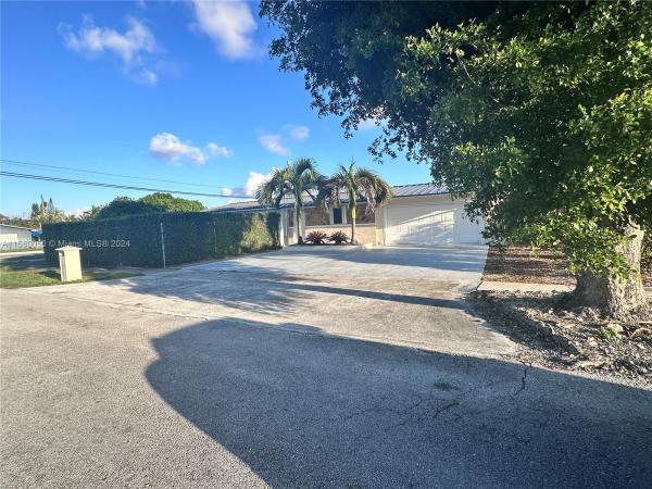 18702 SW 307th St, Unincorporated Dade County, Florida 33030, image 3