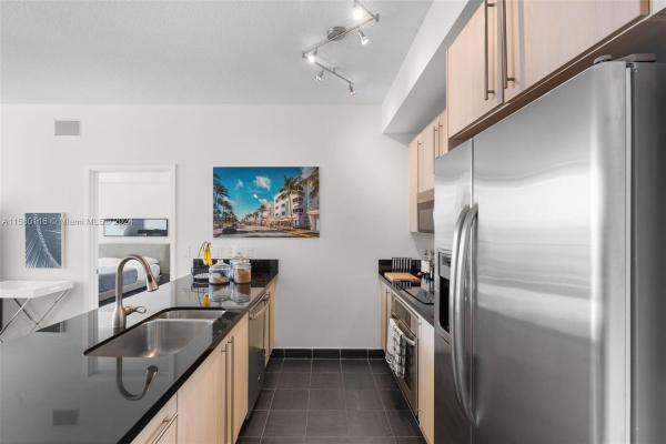 Axis On Brickell South, 79 SW 12th St #2204-S, Miami, Florida 33130, image 3