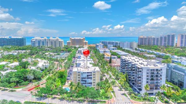 Crandon Tower, 555 Crandon Blvd #34, Key Biscayne, Florida 33149, image 1