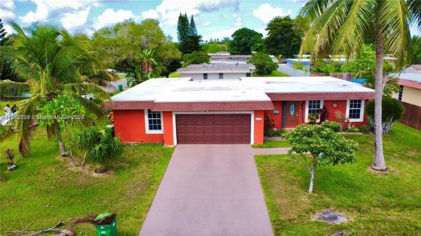 Vanguard Village 15, 6301 NW 72nd Ave, Tamarac, Florida 33321, image 2
