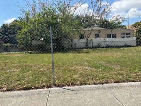 Bay Vista Park, 4727 NW 6th Ave, Miami, Florida 33127, image 1