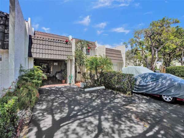 Hilltop, 9023 SW 62nd Ter #4-J, Sunset, Florida 33173, image 3