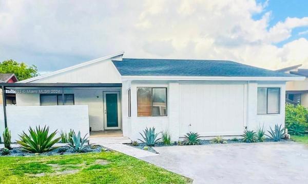 Los Paseos, 3469 SW 113th Pl, University Park, Florida 33165, image 1