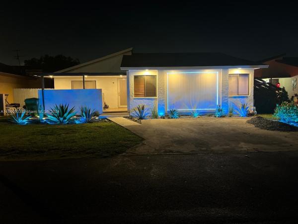 Los Paseos, 3469 SW 113th Pl, University Park, Florida 33165, image 2