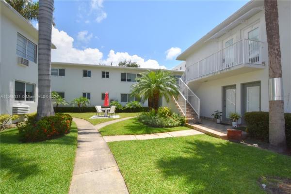 Beach Side, 624 Antioch Ave #4, Fort Lauderdale, Florida 33304, image 1