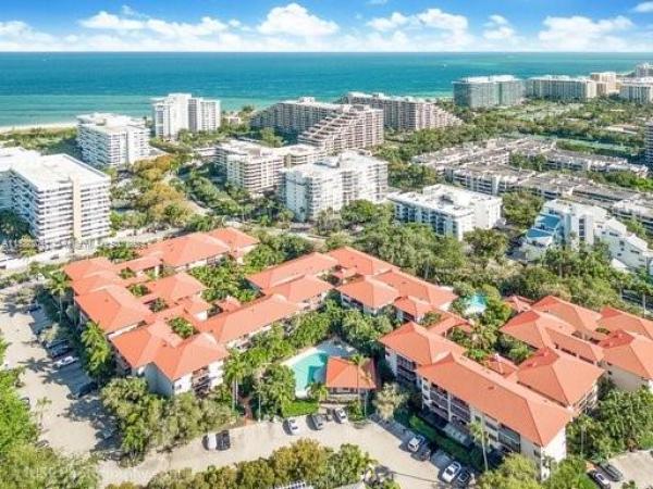 Ocean Village, 55 Ocean Lane Dr #3034, Key Biscayne, Florida 33149, image 1