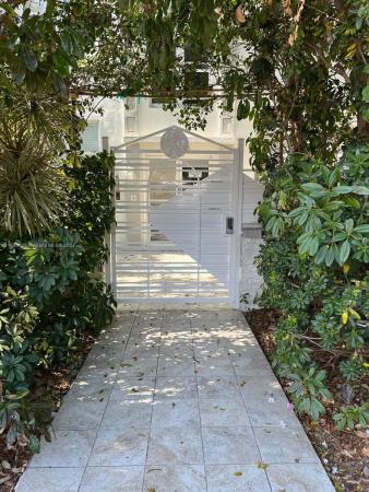 Ohio, 1550 Drexel Ave #208, Miami Beach, Florida 33139, image 1