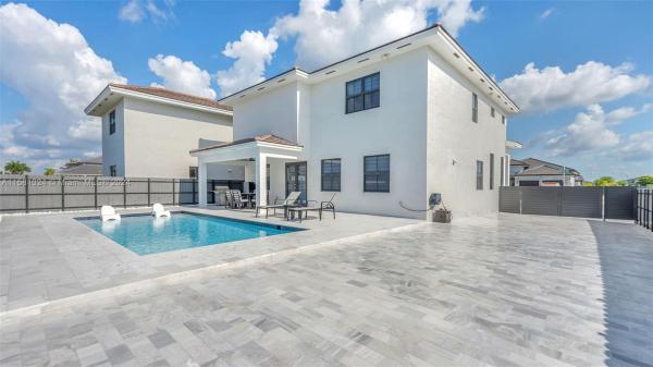 14504 SW 22nd Ter, Unincorporated Dade County, Florida 33175, image 2