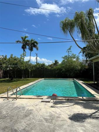 Cutler Ridge, 20635 Jacaranda Rd, Cutler Bay, Florida 33189, image 3