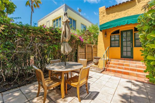 Mayfair Villas, 824 Jefferson Ave #1, Miami Beach, Florida 33139, image 3