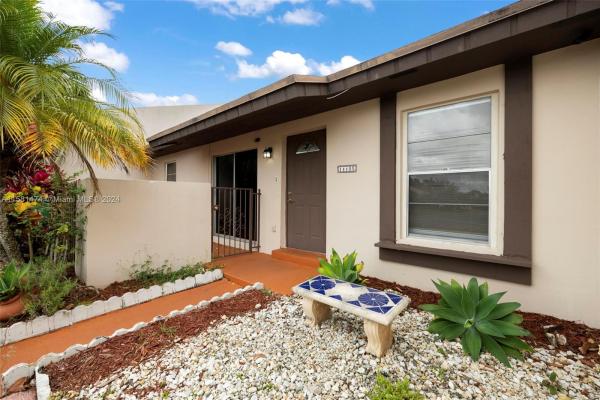 Devon Aire Villas, 11105 SW 122nd Ct 0, The Crossings, Florida 33186, image 3