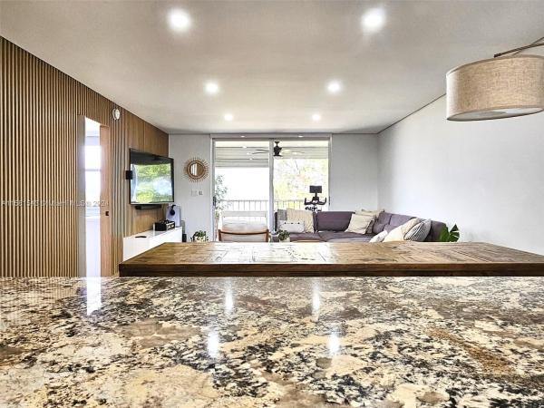 Waters Edge Towers, 4570 NW 18th Ave #409, Deerfield Beach, Florida 33064, image 1