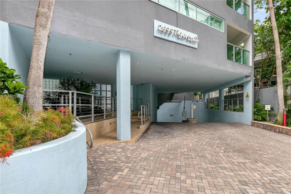 The Grove Club, 2699 Tigertail Ave #32, Miami, Florida 33133, image 3