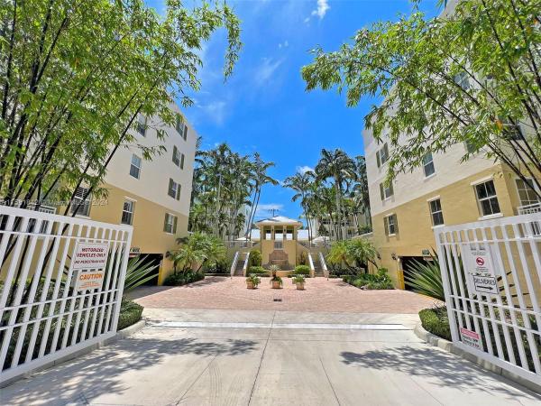 7598 SW 102nd St #300, Pinecrest, Florida 33156, image 3