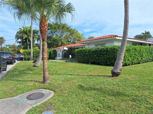 Seaway, 9101 Bay Dr, Surfside, Florida 33154, image 3