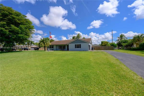 Westbury Estates, 1482 NW 20th St, Homestead, Florida 33030, image 3