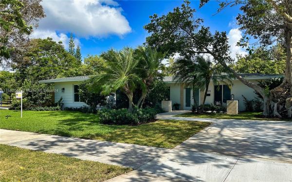Orchard Estates, 9395 SW 180th St, Palmetto Bay, Florida 33157, image 1