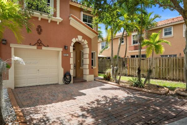 3091 SW 153rd Path, Unincorporated Dade County, Florida 33185, image 2