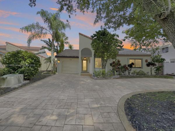 Tierra Vista, 2765 Garden Dr, Cooper City, Florida 33026, image 3