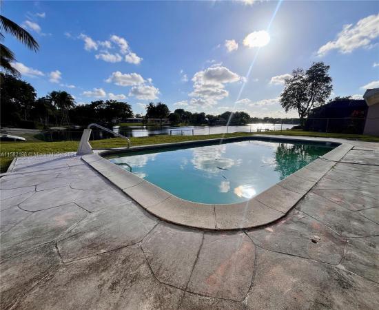 Miami Lakes Residential, 14730 Lewis Rd, Miami Lakes, Florida 33014, image 3