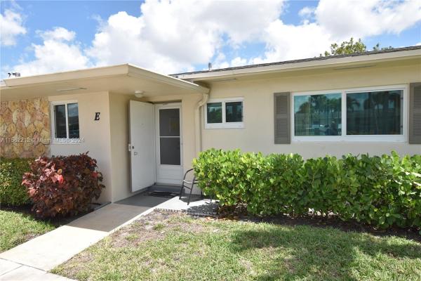 Emory At Cresthaven Villas, 2765 E Emory Dr E #E, West Palm Beach, Florida 33415, image 1