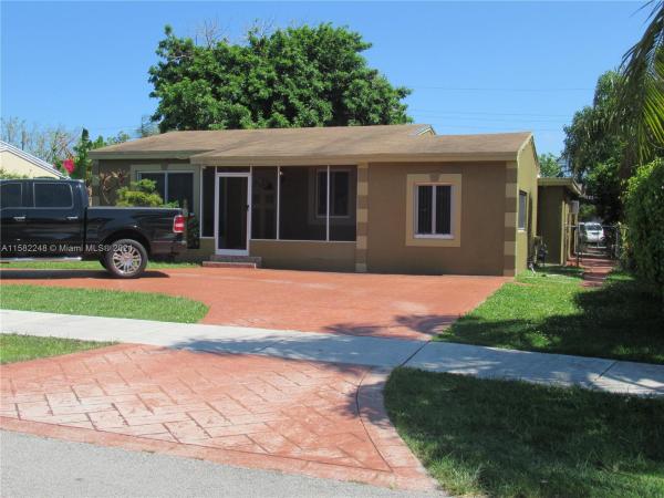 Sunshine Manor, 2510 Wiley St, Hollywood, Florida 33020, image 1