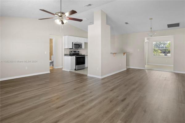 Southbend Lakes Estates, 552 SE Nome Dr, Port St. Lucie, Florida 34984, image 3