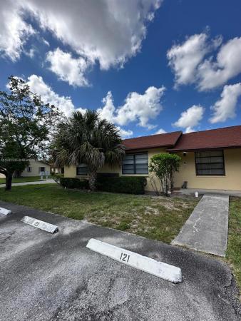 Glenwood Village, 472 Glenwood Dr, West Palm Beach, Florida 33415, image 2