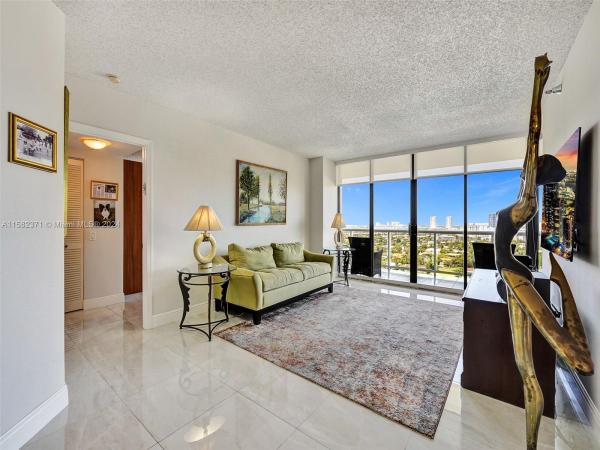 Harborside At The Waterways, 3640 Yacht Club Dr #1702, Aventura, Florida 33180, image 2