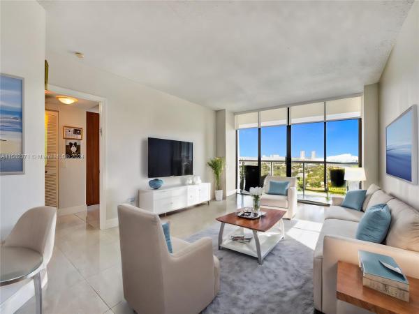 Harborside At The Waterways, 3640 Yacht Club Dr #1702, Aventura, Florida 33180, image 3