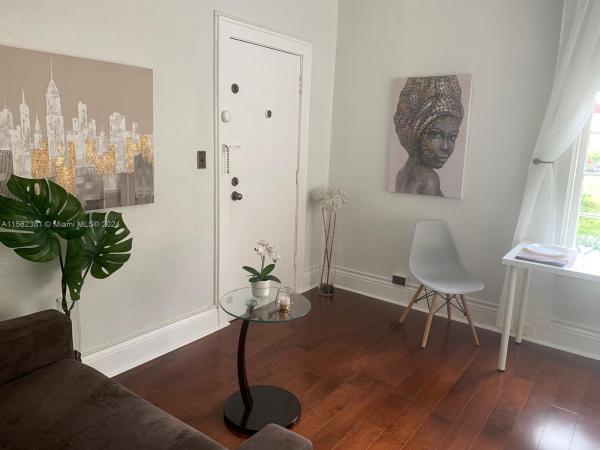 Mendoza, 126 Mendoza Ave #8, Coral Gables, Florida 33134, image 1