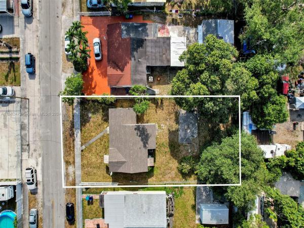Erdle, 2411 NW 88th St, West Little River, Florida 33147, image 3