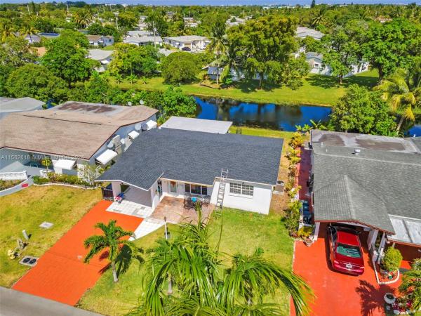 Oakland Estates, 4200 NW 52nd Ave, Lauderdale Lakes, Florida 33319, image 1