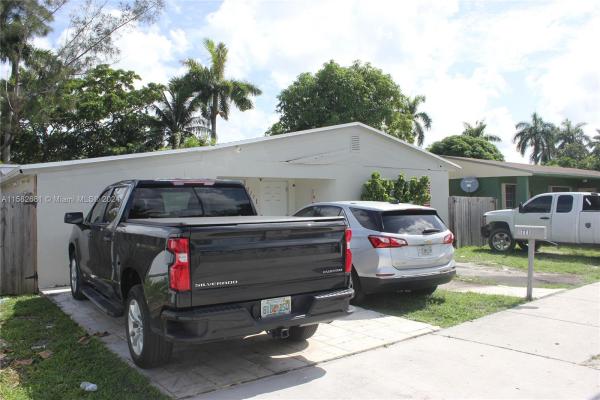 Pine Tree Lake, 1771 NW 135th St, Opa-Locka, Florida 33167, image 3