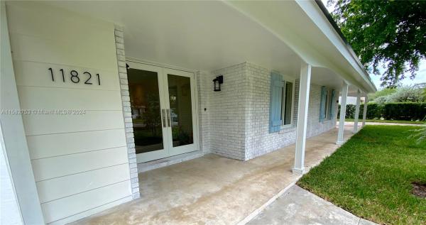 Suniland Terrace Patio Homes, 11821 SW 81st Rd, Pinecrest, Florida 33156, image 3